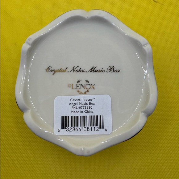 Vintage Lenox Angel Music Box - Picture 2 of 15
